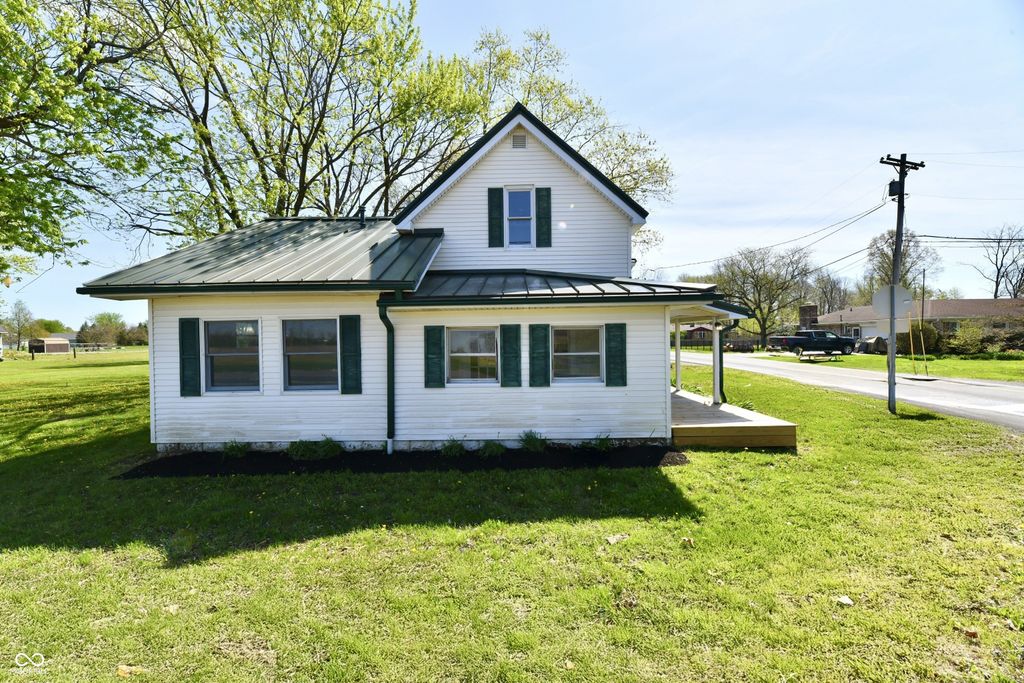 4992 W 100 S, New Palestine, IN 46163