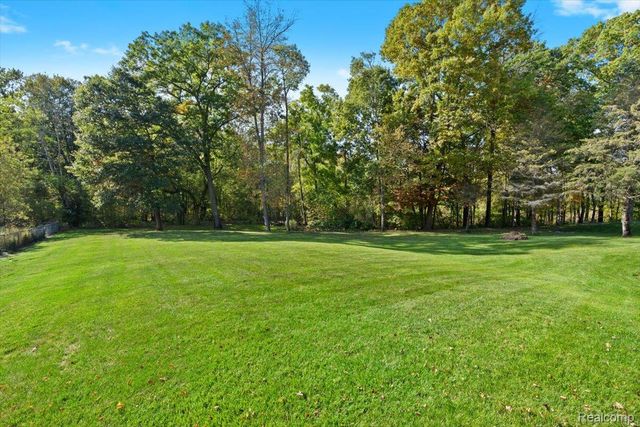 10146 Newfound Gap, Brighton Township, MI 48114