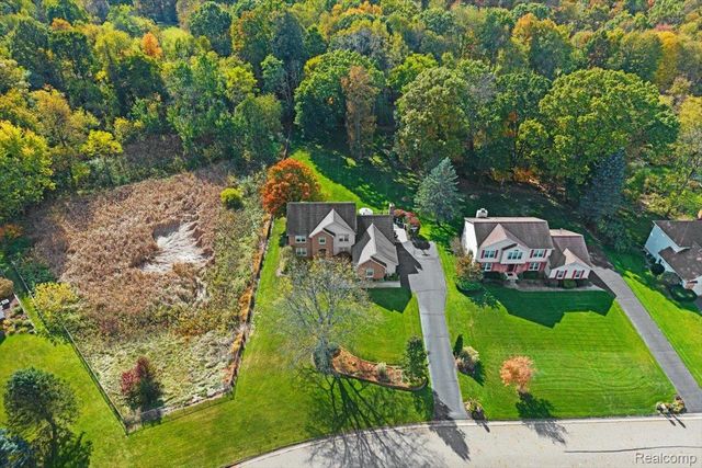 10146 Newfound Gap, Brighton Township, MI 48114