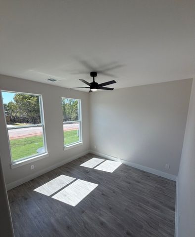 5709 Barkridge Drive, Granbury, TX 76048