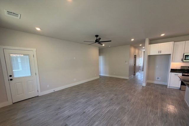 5709 Barkridge Drive, Granbury, TX 76048