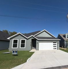 5709 Barkridge Drive, Granbury, TX 76048