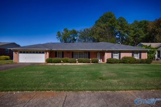 2509 SE Box Canyon Road SE, Huntsville, AL 35803
