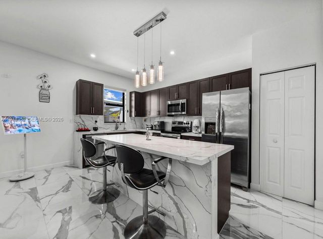 13351 SW 190th St, Miami, FL 33177