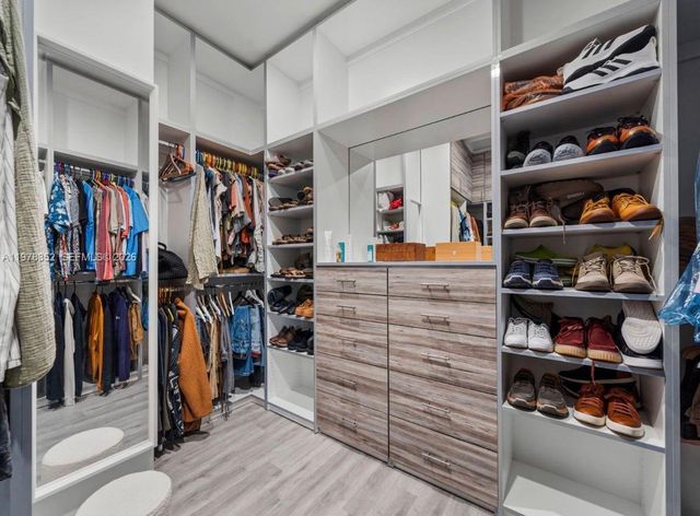 13351 SW 190th St, Miami, FL 33177