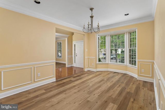 5 SPRINGHOUSE CT, Bordentown, NJ 08505