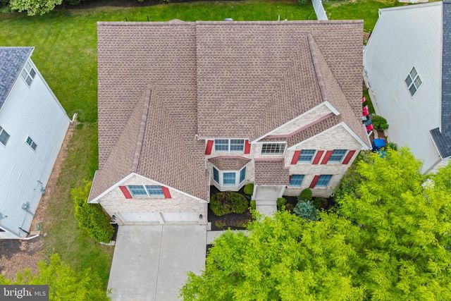 5 SPRINGHOUSE CT, Bordentown, NJ 08505