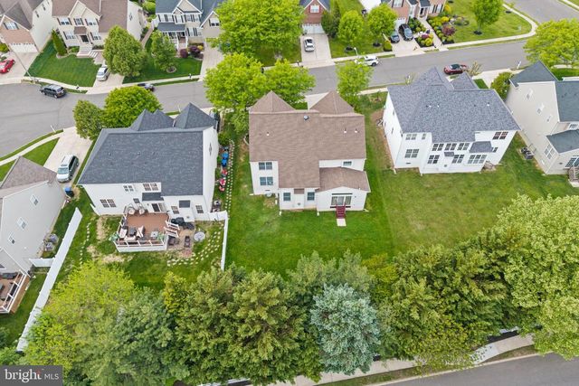 5 SPRINGHOUSE CT, Bordentown, NJ 08505