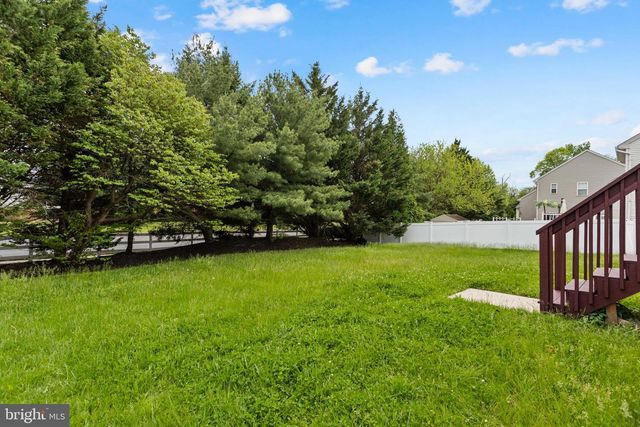 5 SPRINGHOUSE CT, Bordentown, NJ 08505