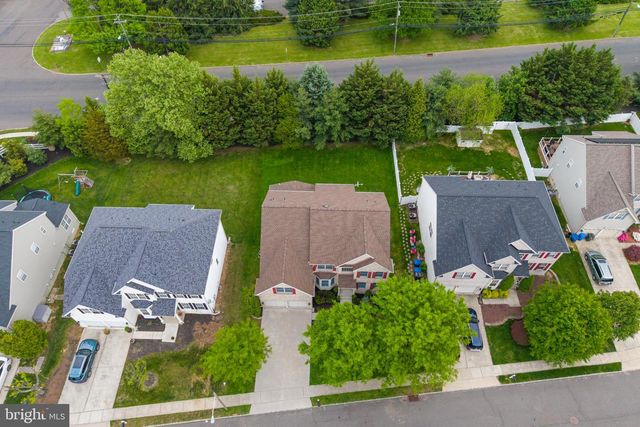 5 SPRINGHOUSE CT, Bordentown, NJ 08505