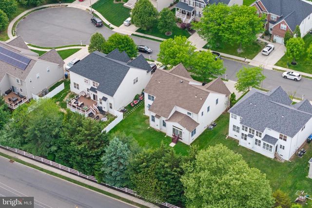 5 SPRINGHOUSE CT, Bordentown, NJ 08505