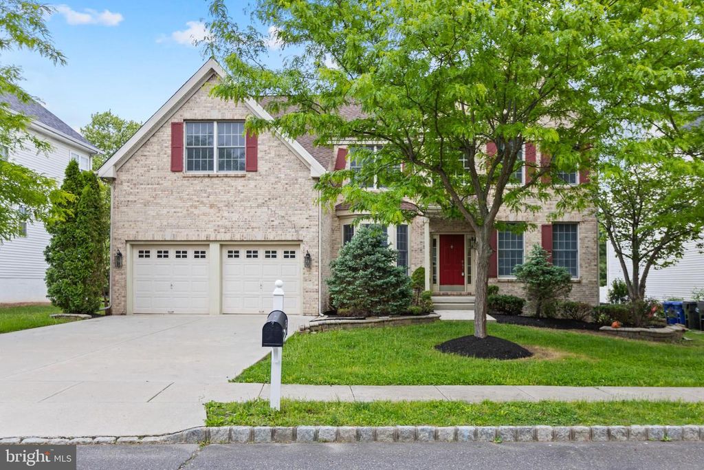 5 SPRINGHOUSE CT, Bordentown, NJ 08505
