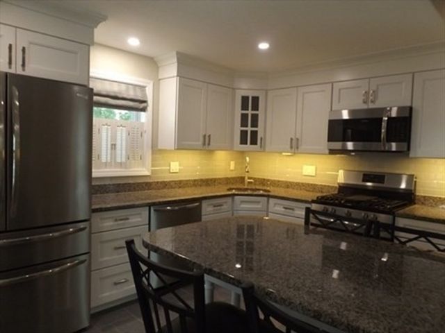 5 Milan Avenue 5, Woburn, MA 01801