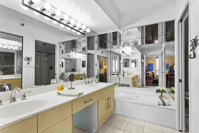 3500 Mystic Pointe Drive 3307, Aventura, FL 33180