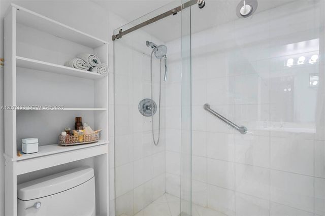 3500 Mystic Pointe Drive 3307, Aventura, FL 33180