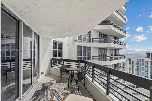 3500 Mystic Pointe Drive 3307, Aventura, FL 33180