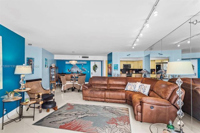 3500 Mystic Pointe Drive 3307, Aventura, FL 33180