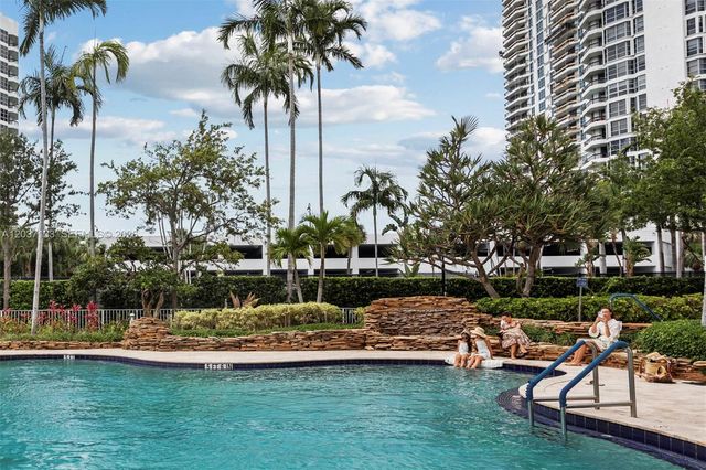 3500 Mystic Pointe Drive 3307, Aventura, FL 33180