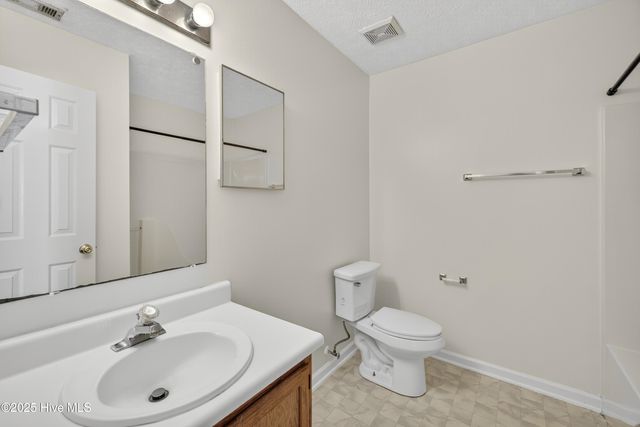 814 Bay Blossom Drive, Wilmington, NC 28411