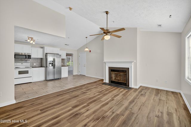 814 Bay Blossom Drive, Wilmington, NC 28411