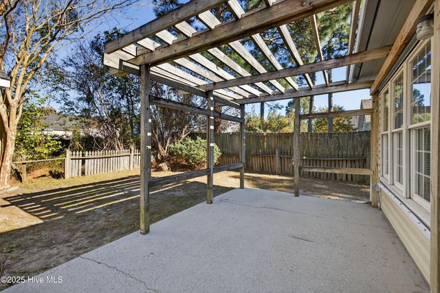 814 Bay Blossom Drive, Wilmington, NC 28411