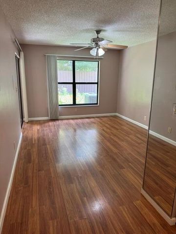 2084 SW SILVER PINE Way 122-B, Palm City, FL 34990