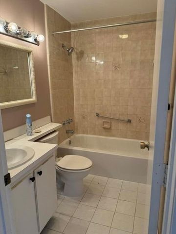 2084 SW SILVER PINE Way 122-B, Palm City, FL 34990