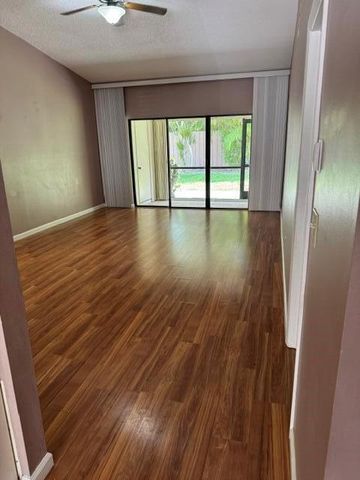 2084 SW SILVER PINE Way 122-B, Palm City, FL 34990