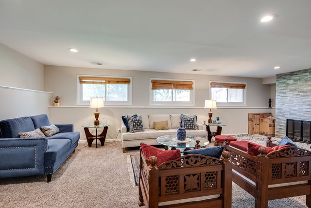412 Nassau Avenue, Bolingbrook, IL 60440