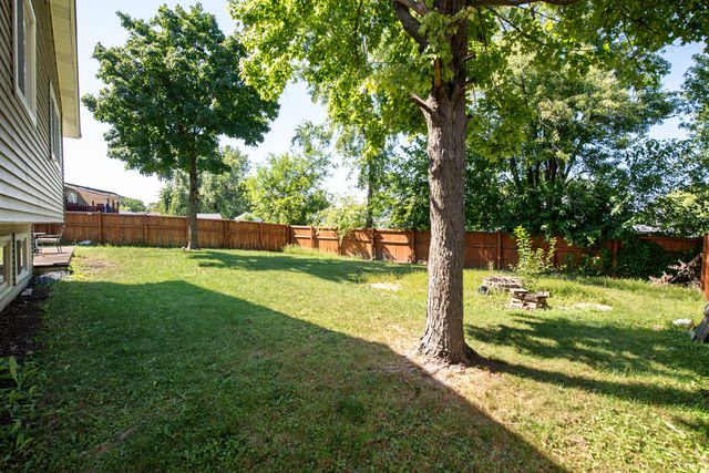 412 Nassau Avenue, Bolingbrook, IL 60440