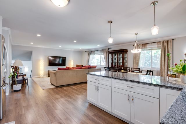 412 Nassau Avenue, Bolingbrook, IL 60440