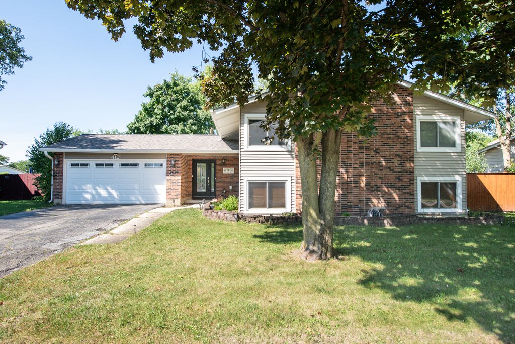 412 Nassau Avenue, Bolingbrook, IL 60440