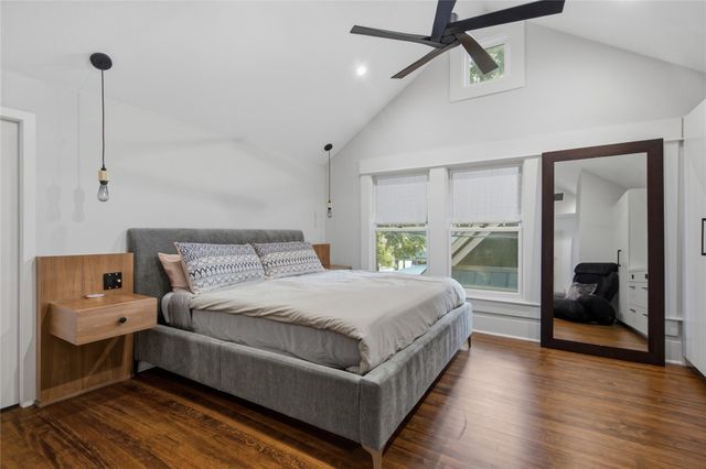 906 Willow ST, Austin, TX 78702