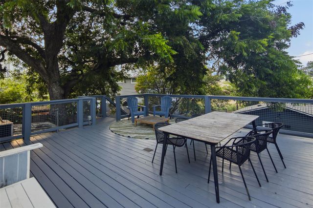 906 Willow ST, Austin, TX 78702