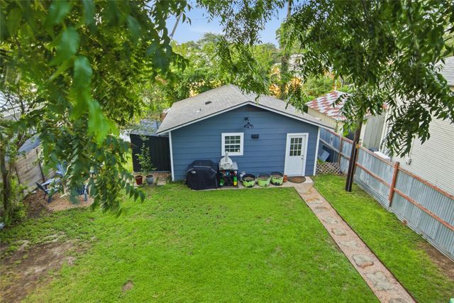 906 Willow ST, Austin, TX 78702