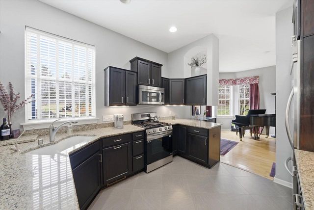 446 W Bridge COURT, Grafton, WI 53024