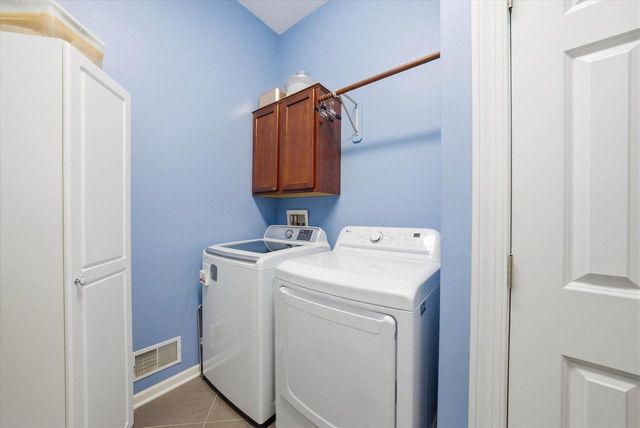 446 W Bridge COURT, Grafton, WI 53024