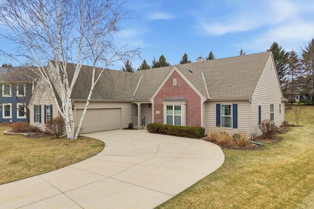 446 W Bridge COURT, Grafton, WI 53024
