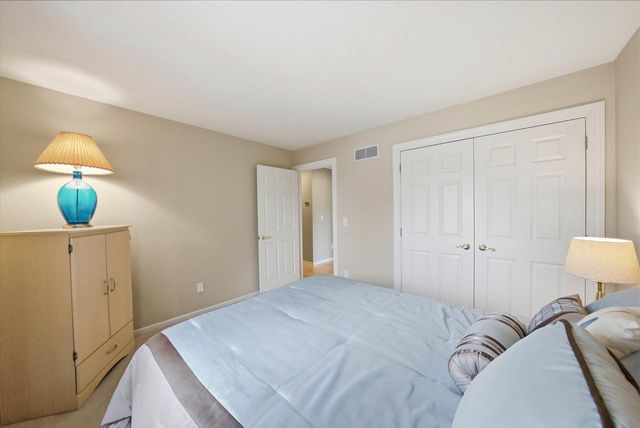 446 W Bridge COURT, Grafton, WI 53024