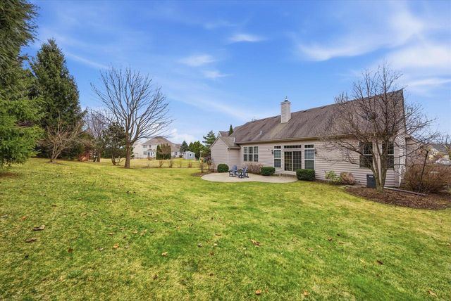 446 W Bridge COURT, Grafton, WI 53024