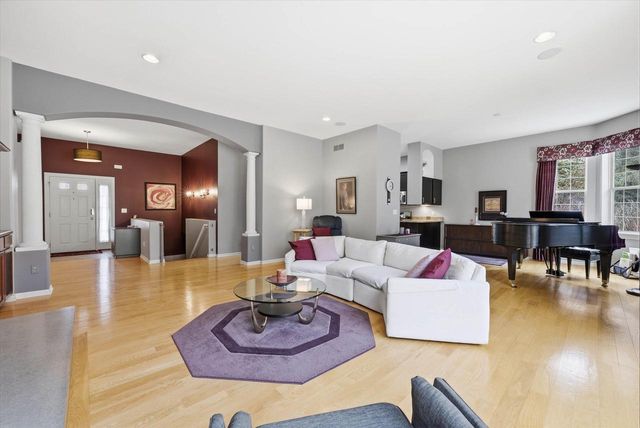 446 W Bridge COURT, Grafton, WI 53024