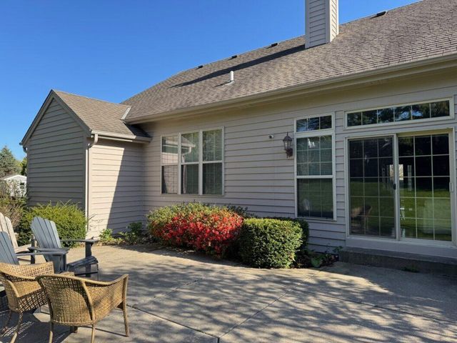 446 W Bridge COURT, Grafton, WI 53024