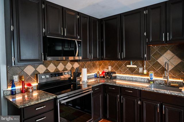 10324 BROOM LN, Lanham, MD 20706
