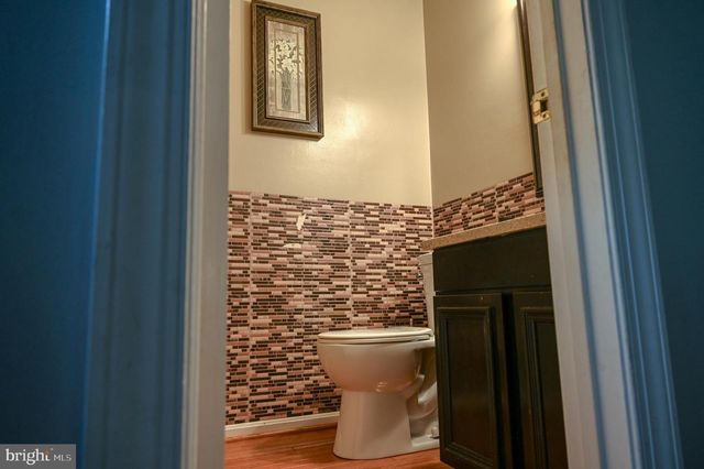 10324 BROOM LN, Lanham, MD 20706
