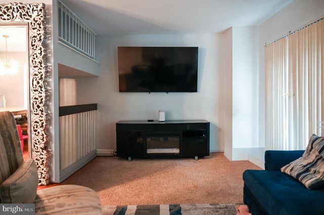 10324 BROOM LN, Lanham, MD 20706