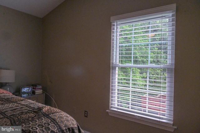 10324 BROOM LN, Lanham, MD 20706