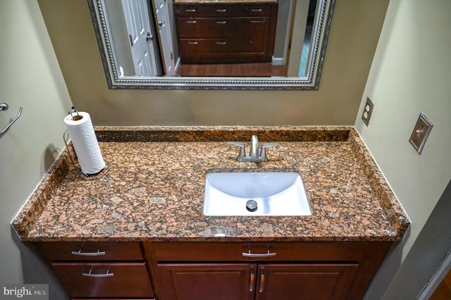 10324 BROOM LN, Lanham, MD 20706