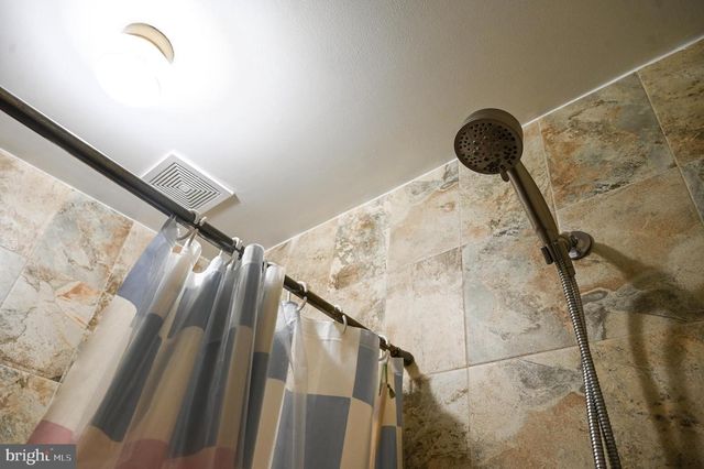 10324 BROOM LN, Lanham, MD 20706