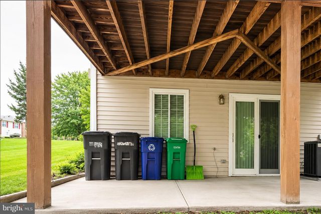 10324 BROOM LN, Lanham, MD 20706