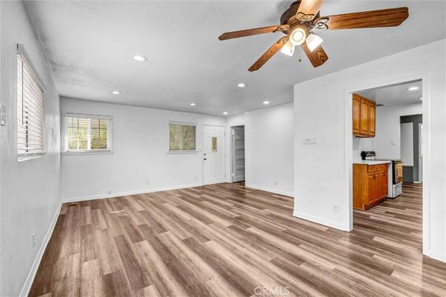 9246 Rowell Ave., Chatsworth, CA 91311